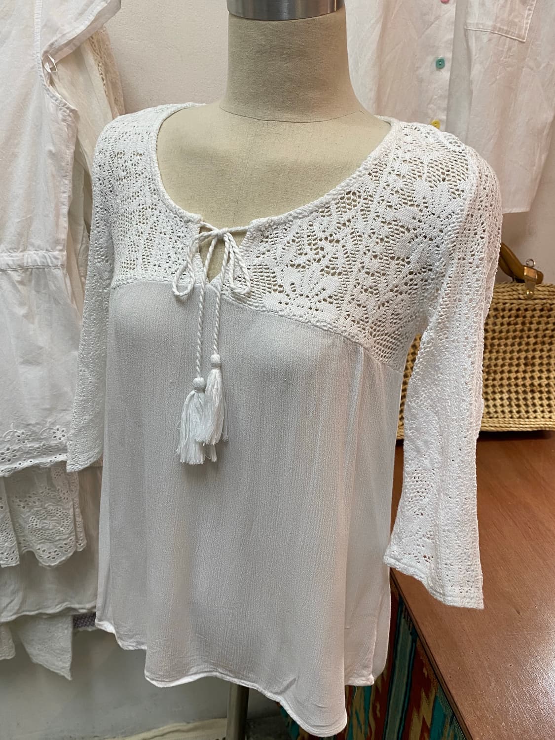 유럽빈티지 펀칭블라우스 상품이미지2