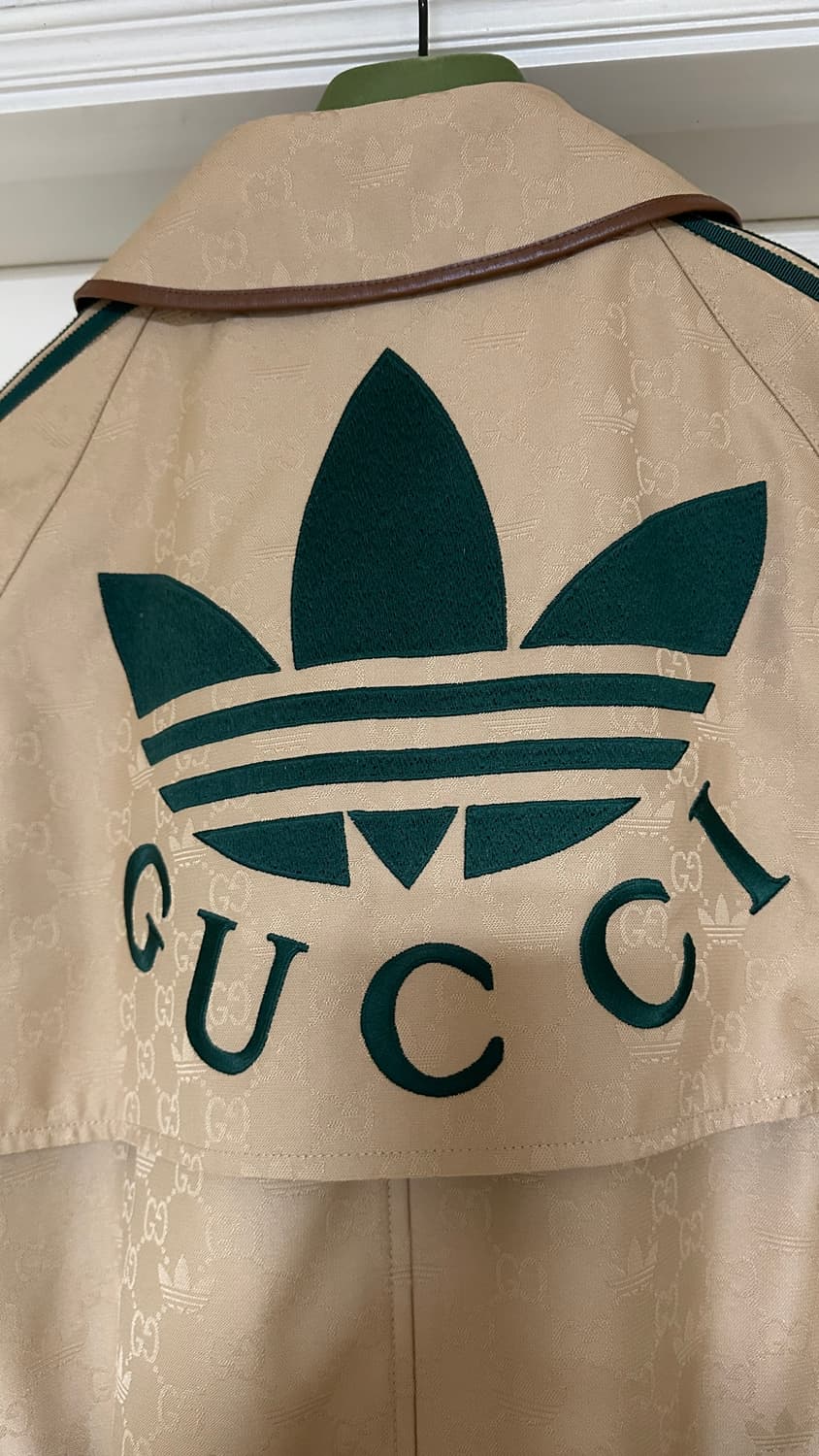 구찌 x 아디다스 트렌치코트 50사이즈(105~) 샤이니 키 착용 제품 상품이미지7