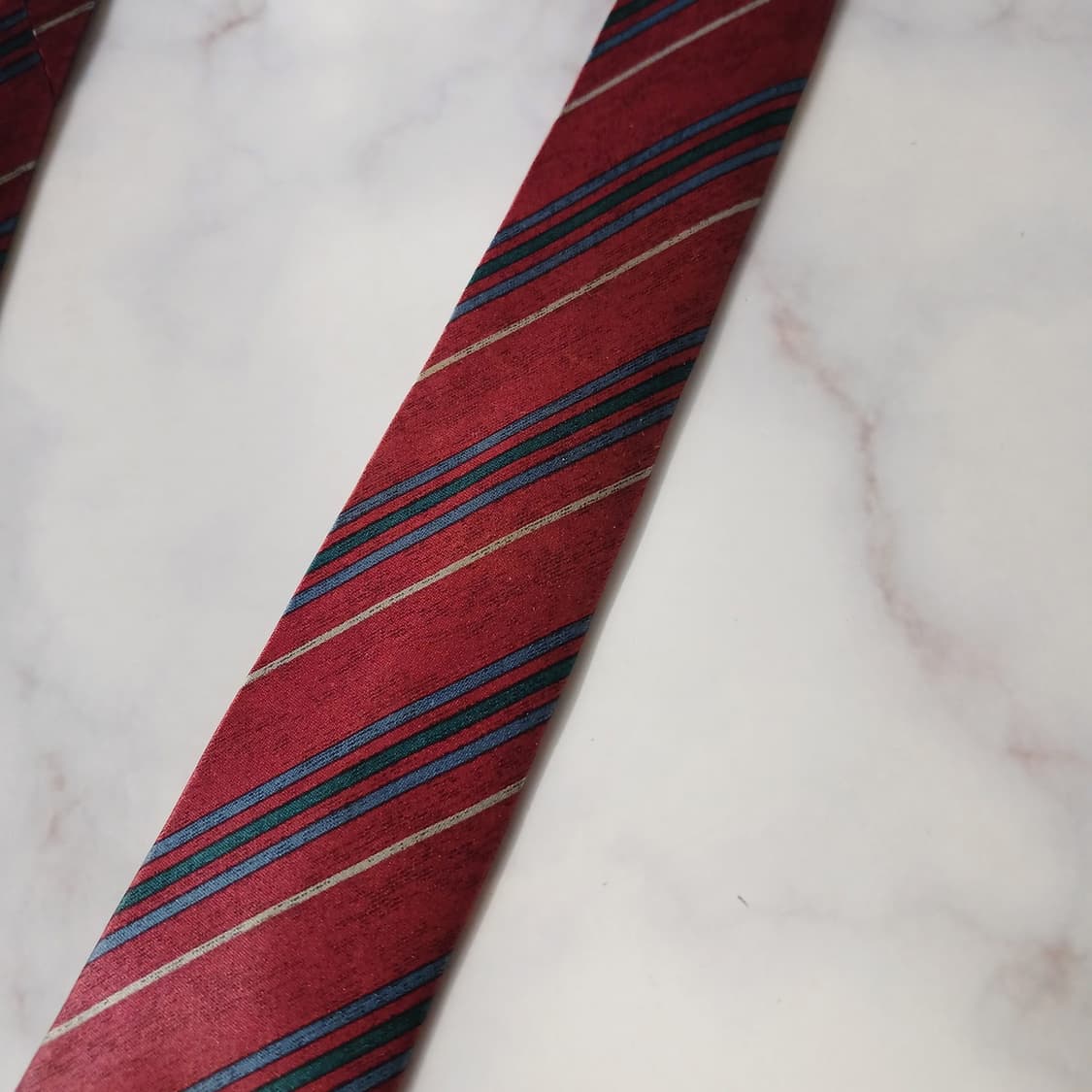 피에르 발망 실크 레드 스트라이프 넥타이 8cm B등급 E765
 상품이미지10