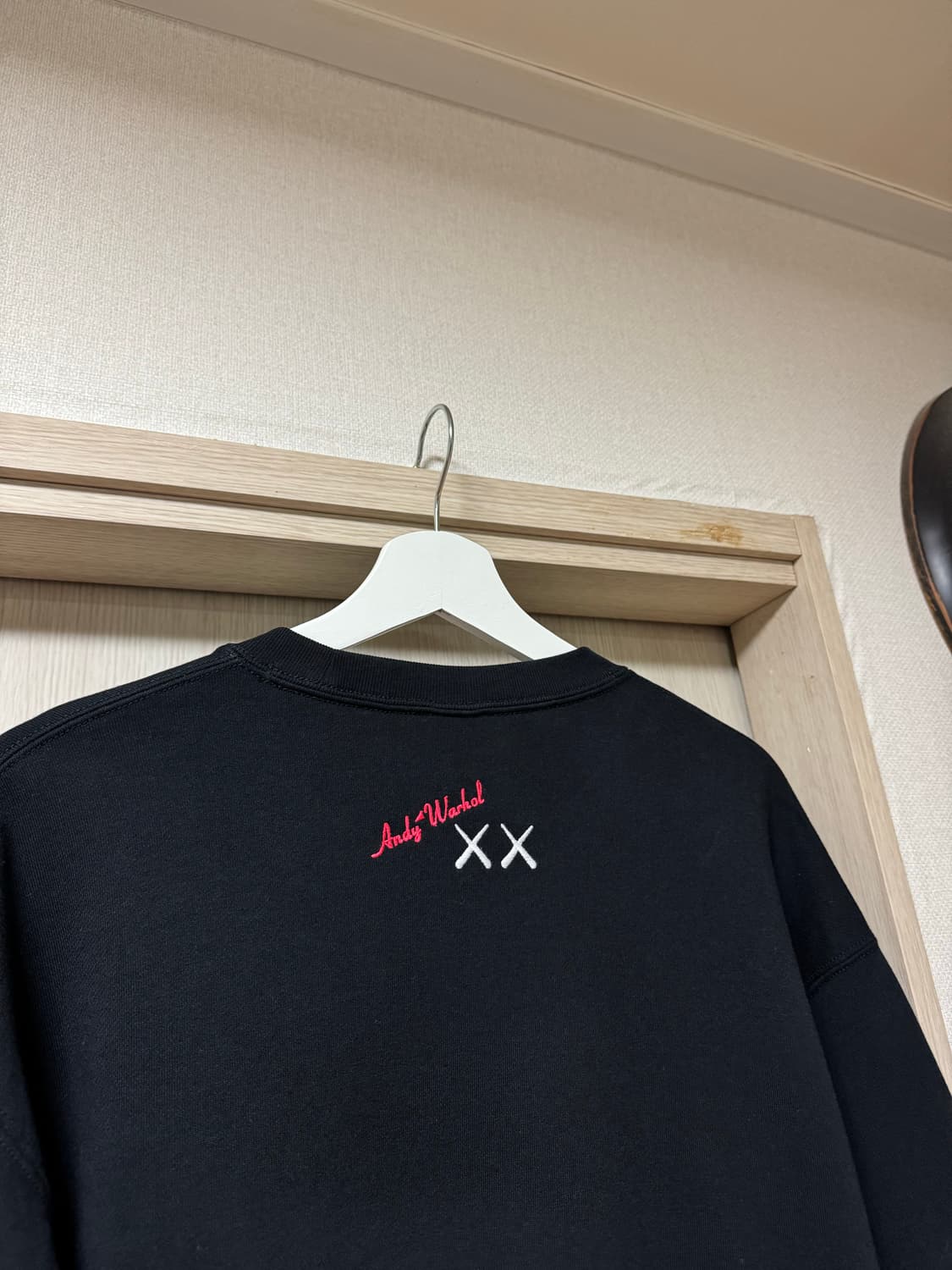 유니클로 카우스 x 앤디워홀 콜라보 맨투맨 상품이미지7
