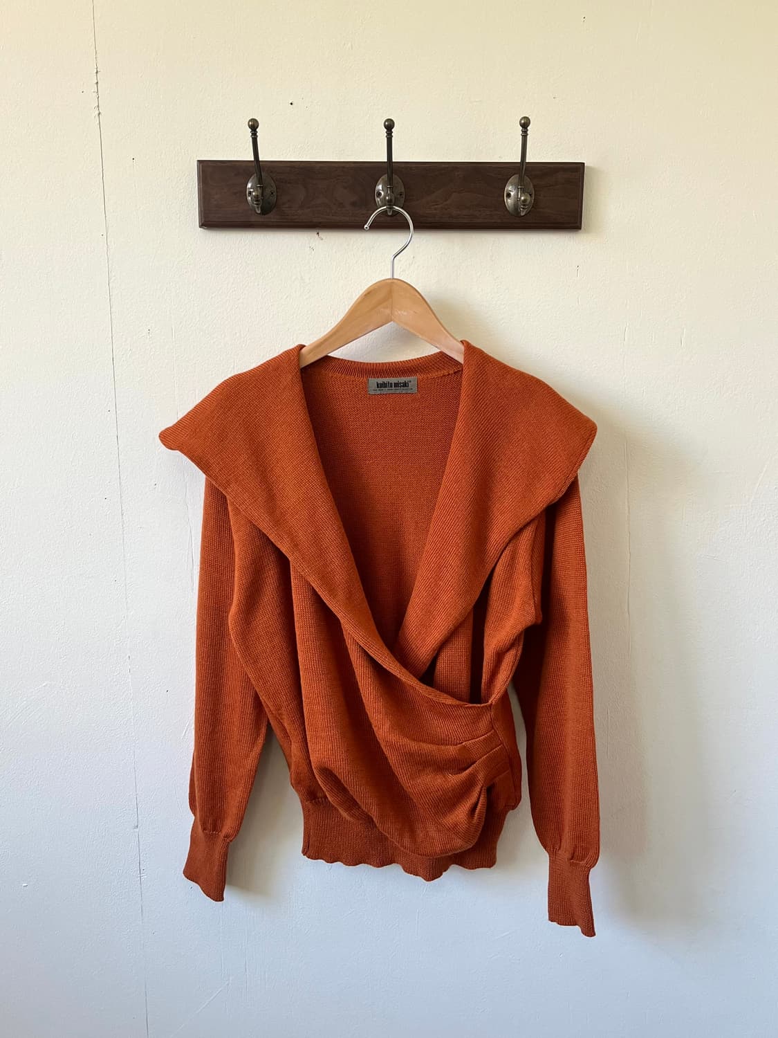 koibito misaki 크로스 스웨터 상품이미지1