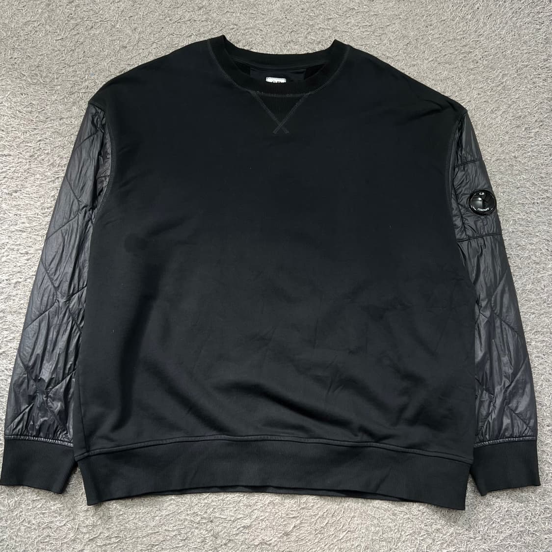 [105] Cp컴퍼니 맨투맨 상품이미지2