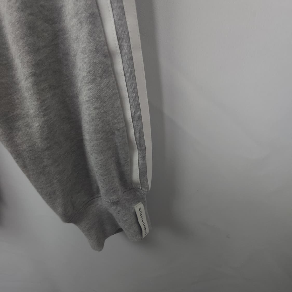 허리 ~30 아디다스 새상품 회색 조거팬츠  상품이미지3