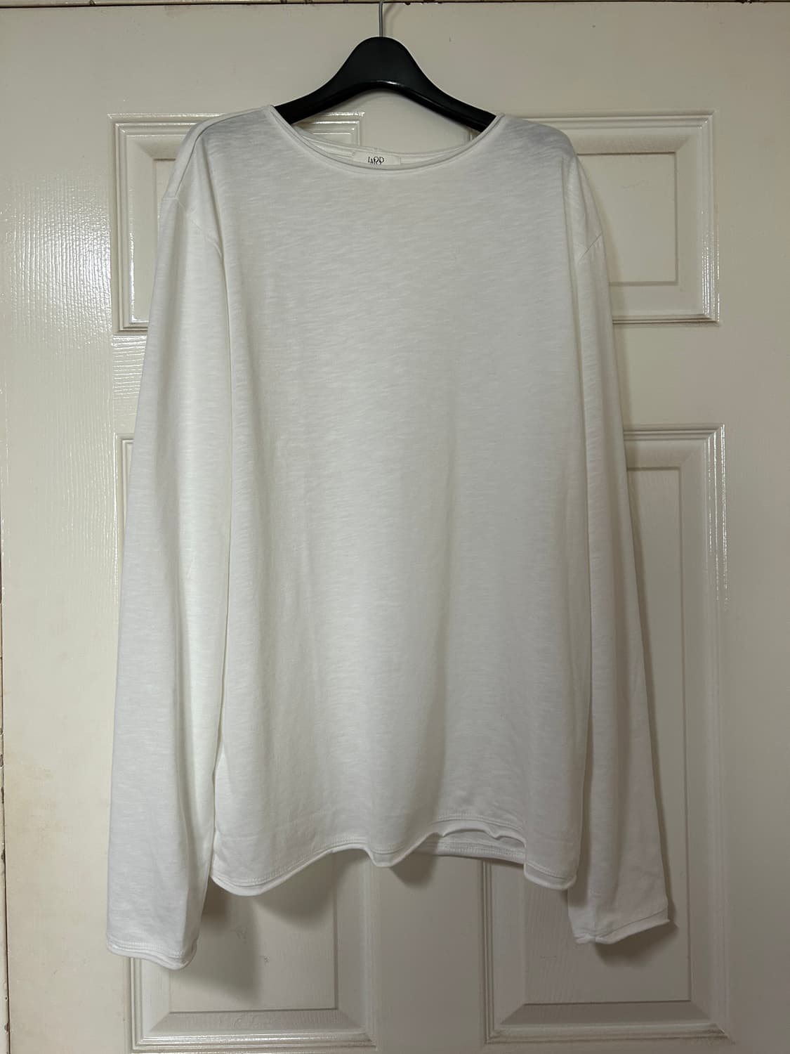 엘무드 슬러브 스쿱넥 롱 슬리브 티셔츠 WHITE 상품이미지1