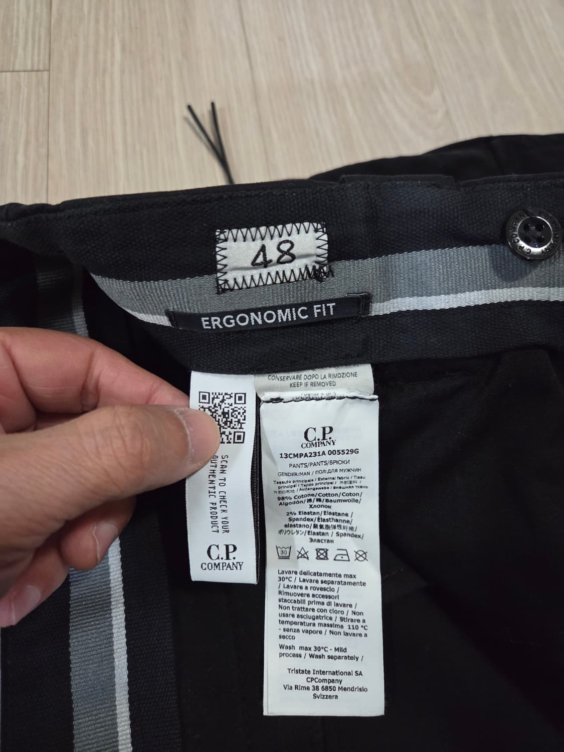 C.P. Company 렌즈 와펜 에고노믹핏 카고 팬츠 상품이미지8