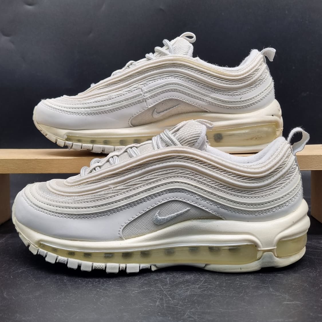 나이키 에어맥스97트리플화이트 여성운동화240 상품이미지1