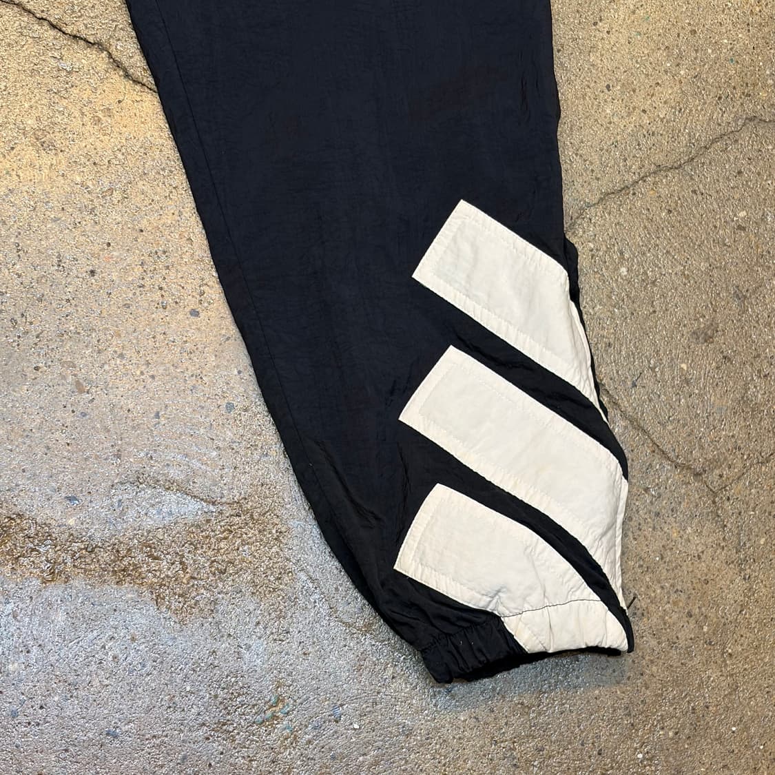 레어 80s USA 아디다스 삼선 츄리닝 트레이닝팬츠 바람막이 팬츠 상품이미지4