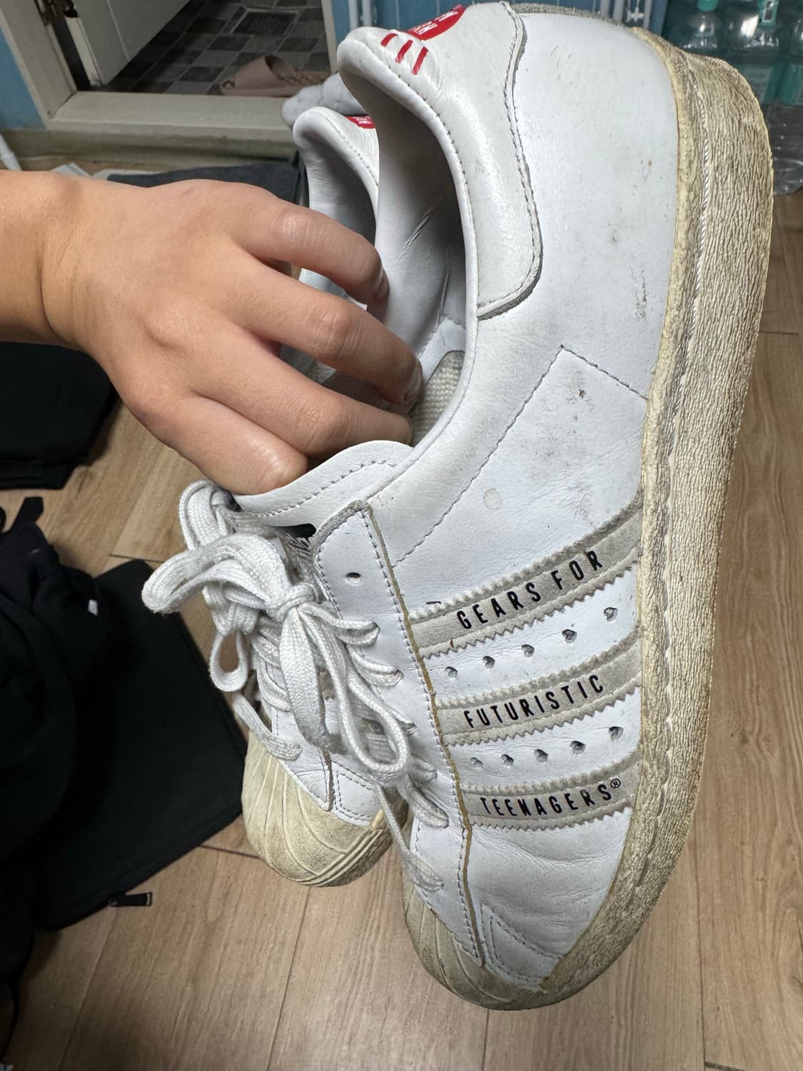 아디다스 휴먼메이드 슈퍼스타 280 상품이미지3