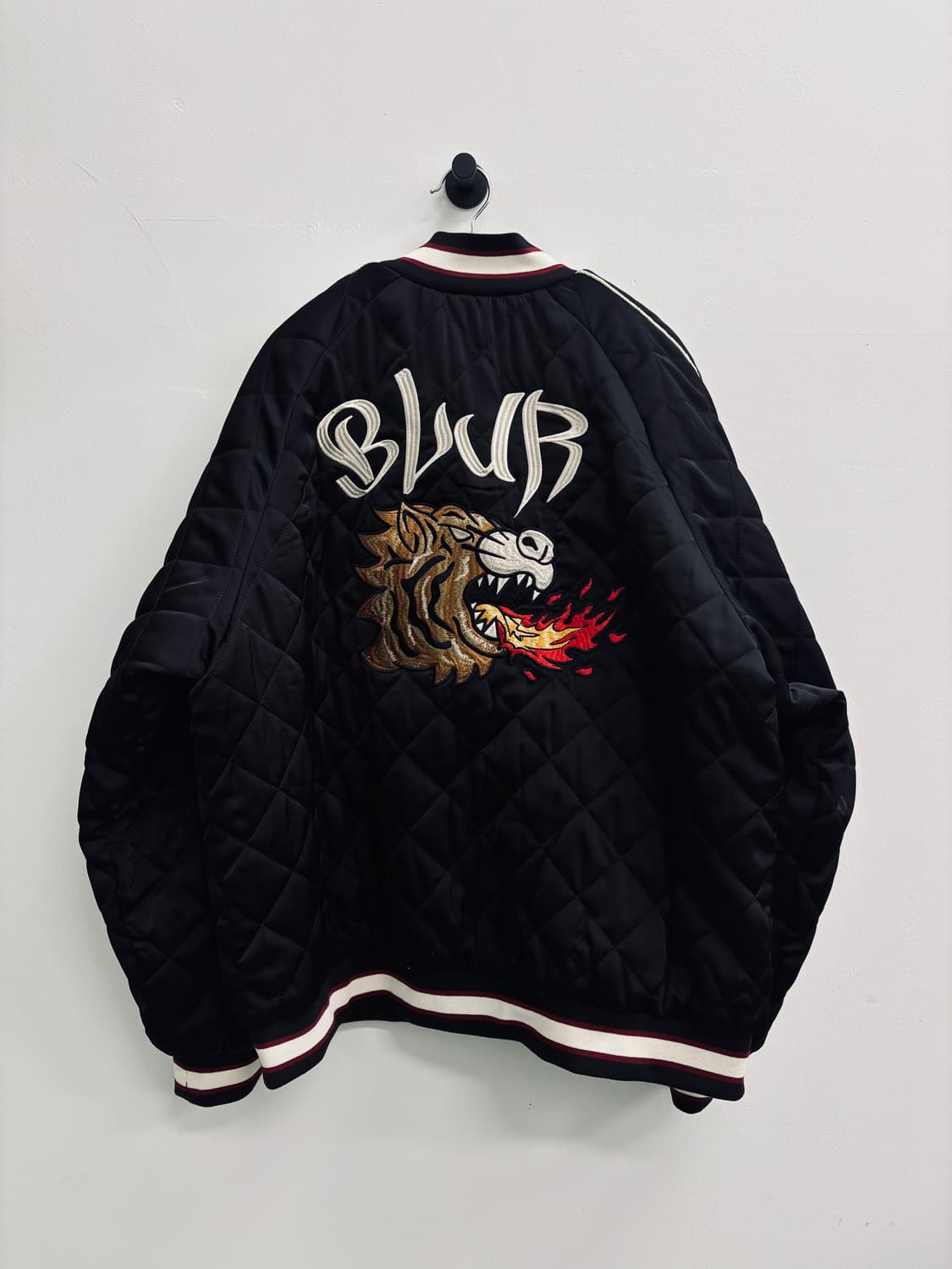 BLUR 블러 타이거 자수 퀼팅 수베니어 자켓 상품이미지4