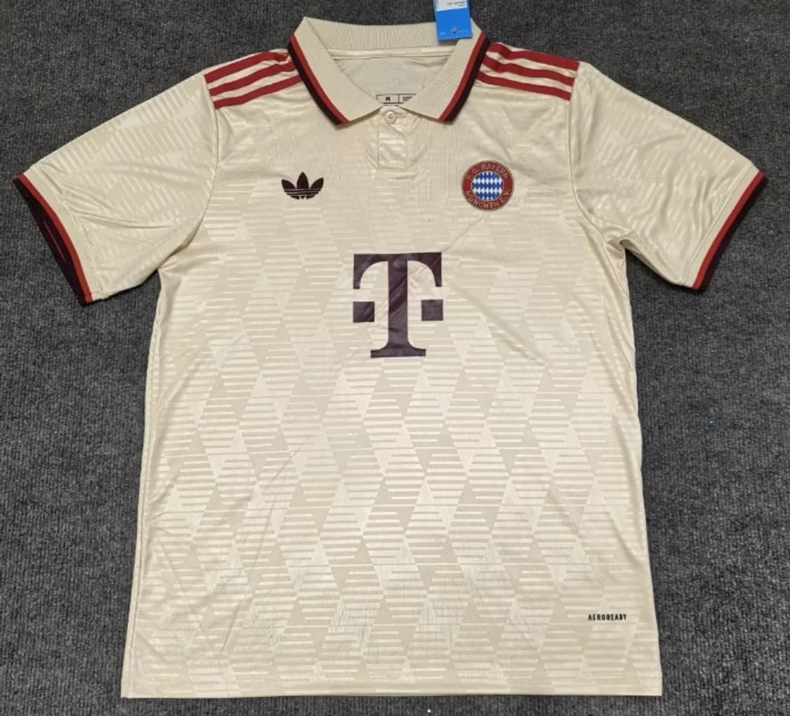 24-25 바이에른 뮌헨 써드 유니폼 상품이미지1