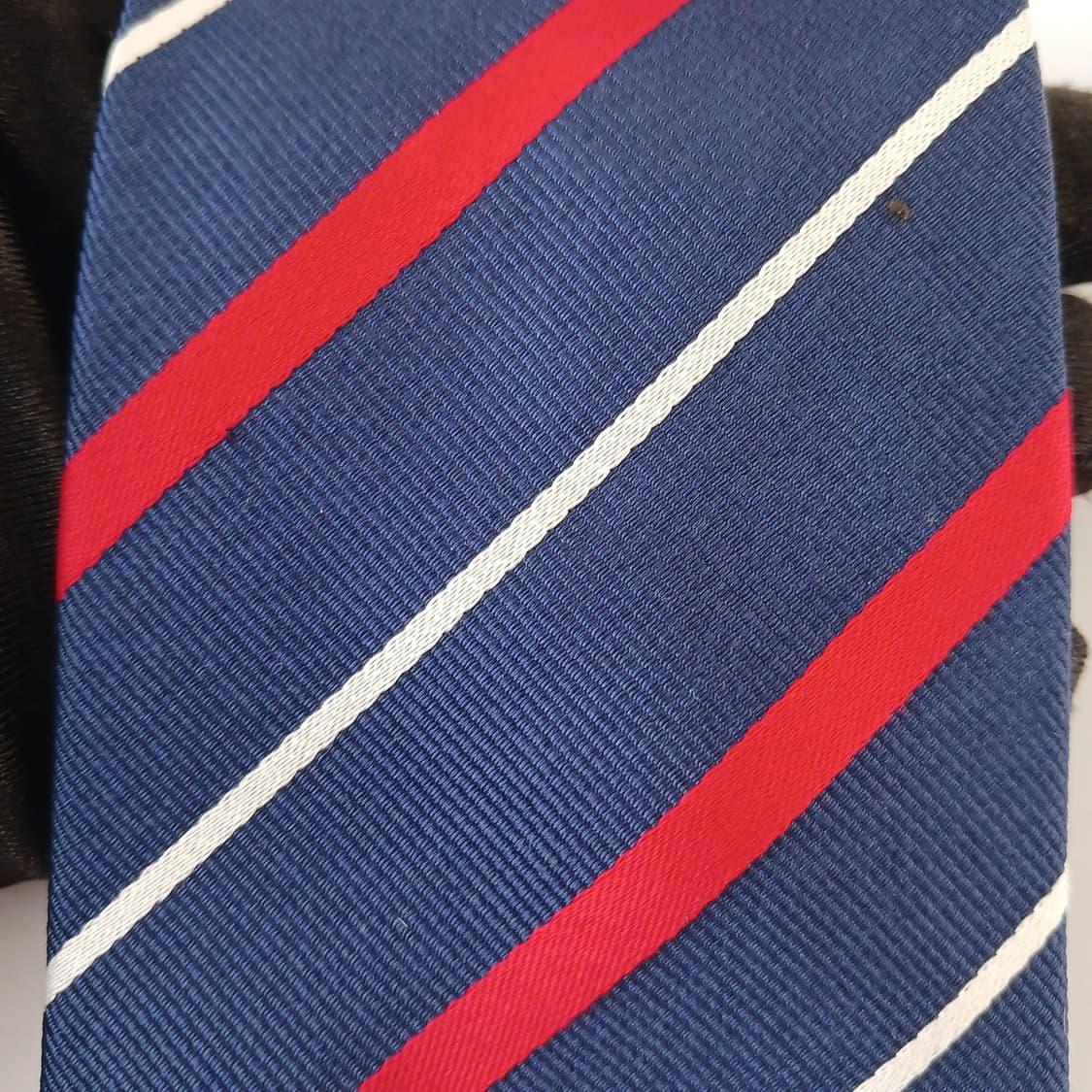 헤지스 실크 네이비 스트라이프 넥타이 9cm A+등급 A19538
 상품이미지6