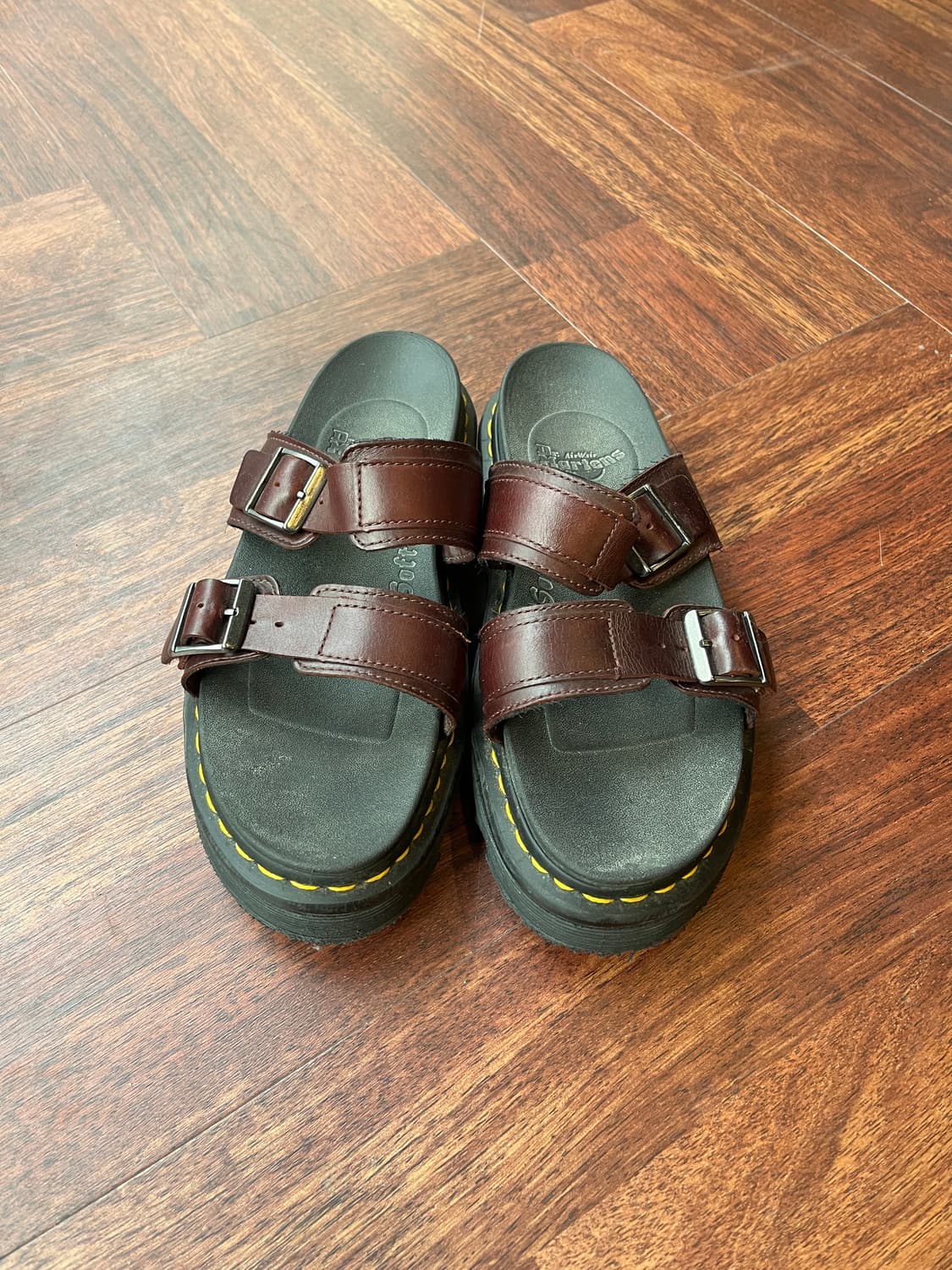 260) 닥터마틴 마일즈 브란더 레더 버클 샌들 상품이미지2