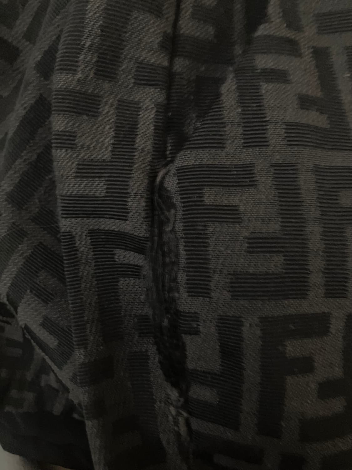 펜디 반 바지 하자품 L size 상품이미지5