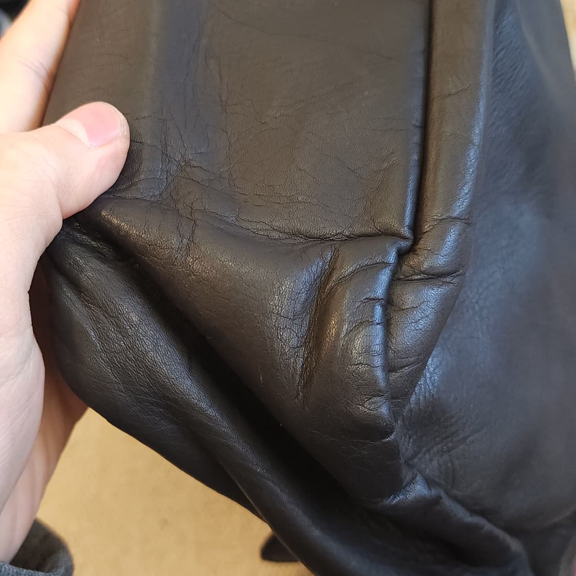 엠포리오 아르마니 크로스백 레더 메신져백 브리프케이스 상품이미지7