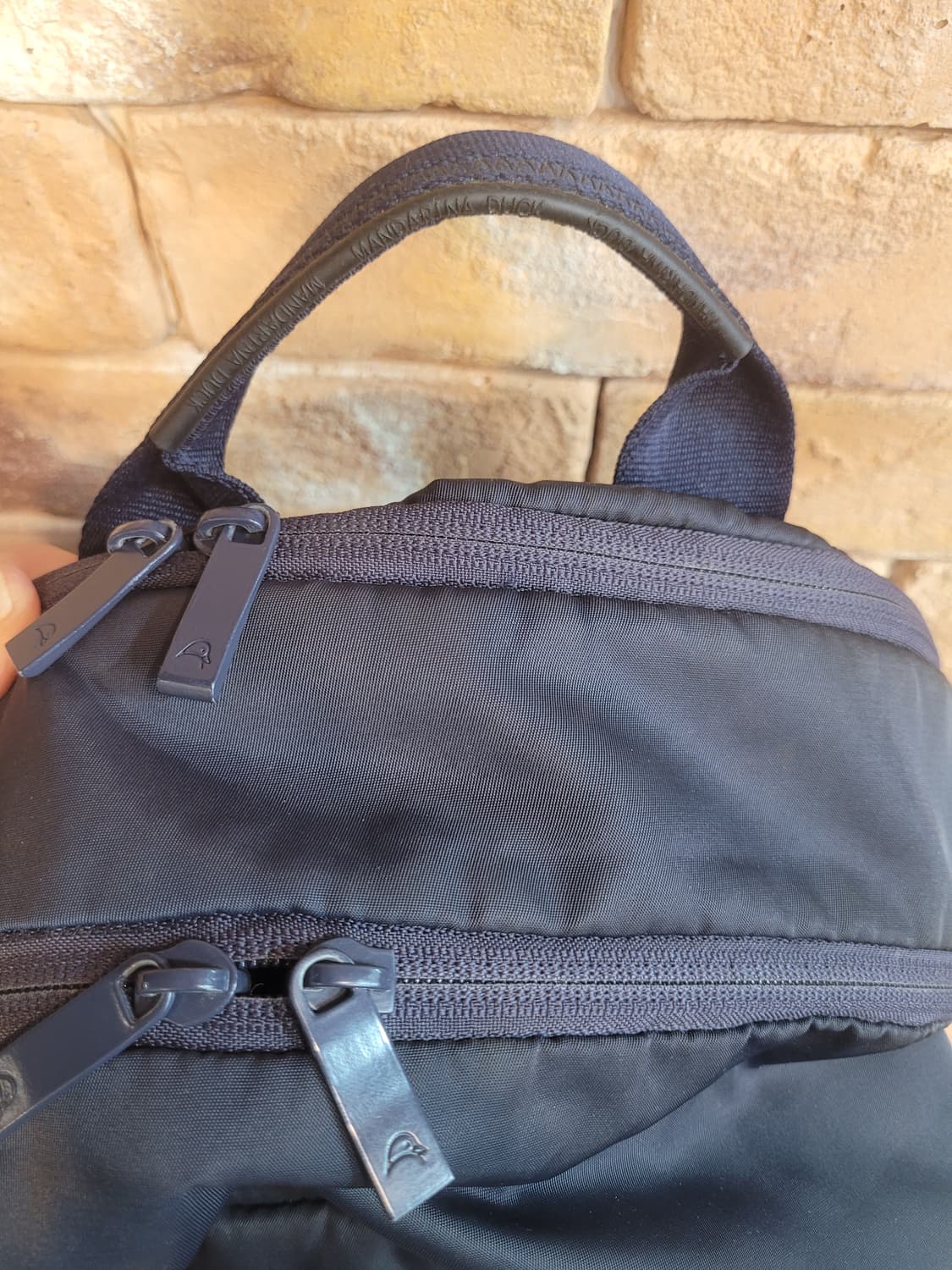 만다리나덕 네이비 백팩 상품이미지3