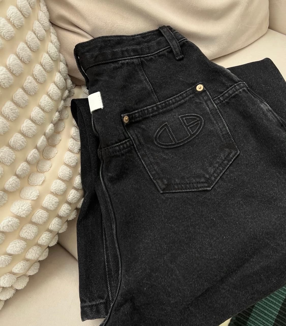 돈비레잇 투턱 와이드데님 흑청 xs 상품이미지1