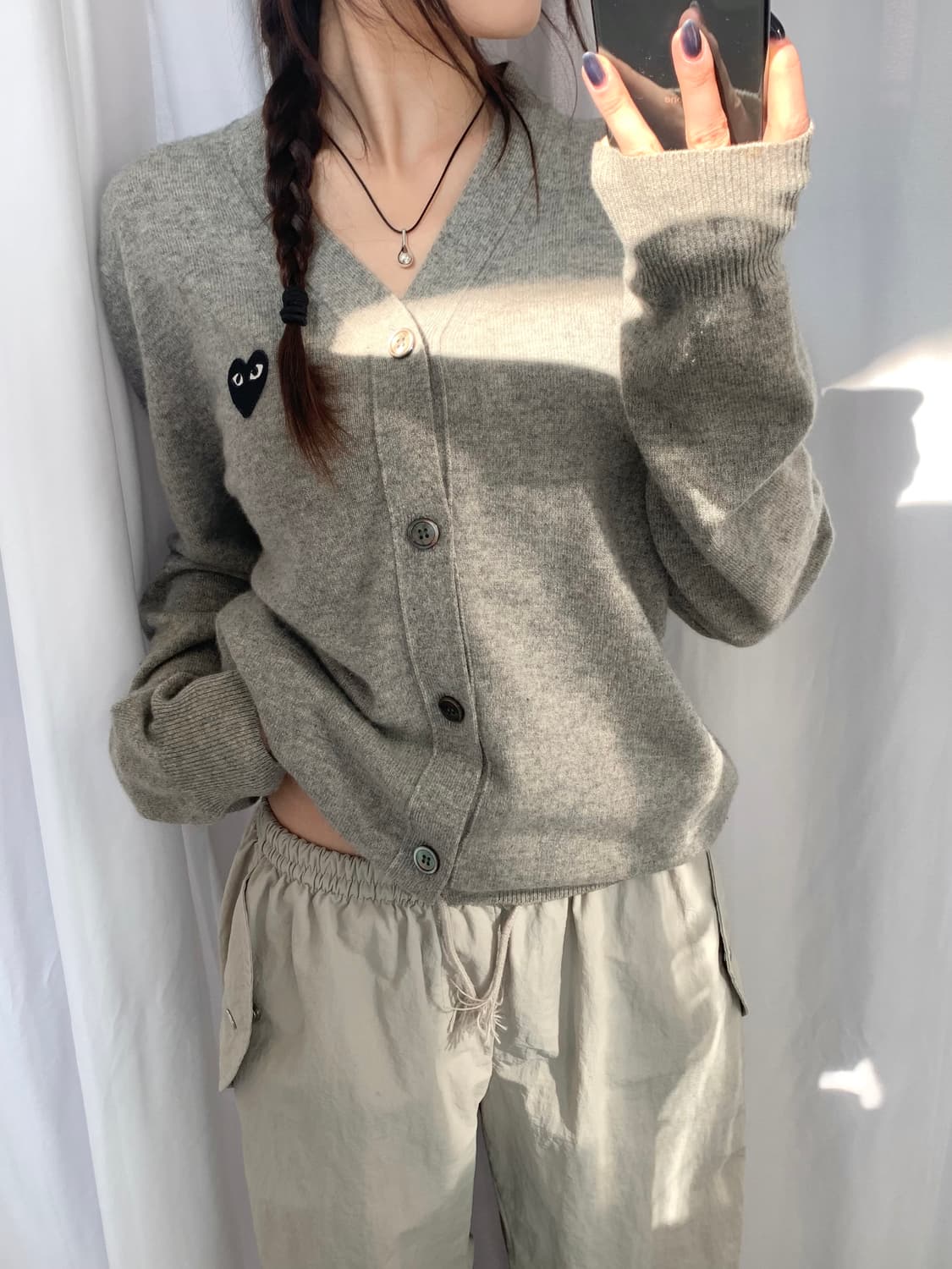 Comme des Garçons 꼼데가르송 와펜 그레이 브이넥 가디건 상품이미지1