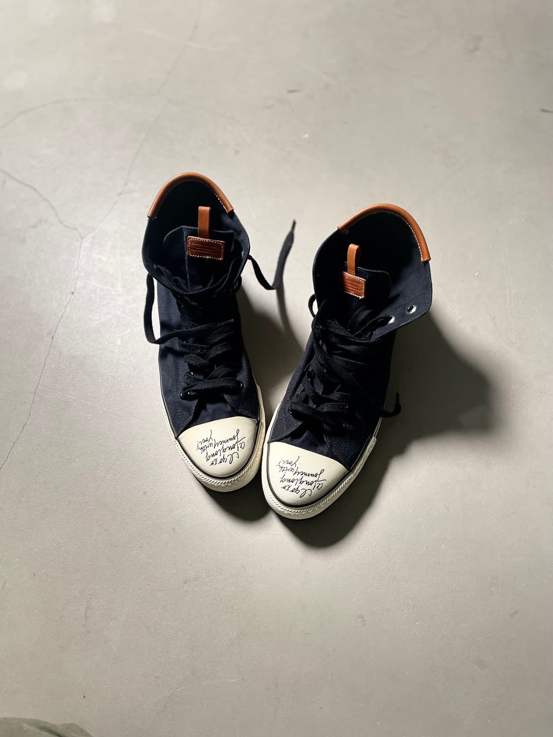 서스콰치 패브릭 x 컨버스 Canvas High “Cola” 상품이미지1