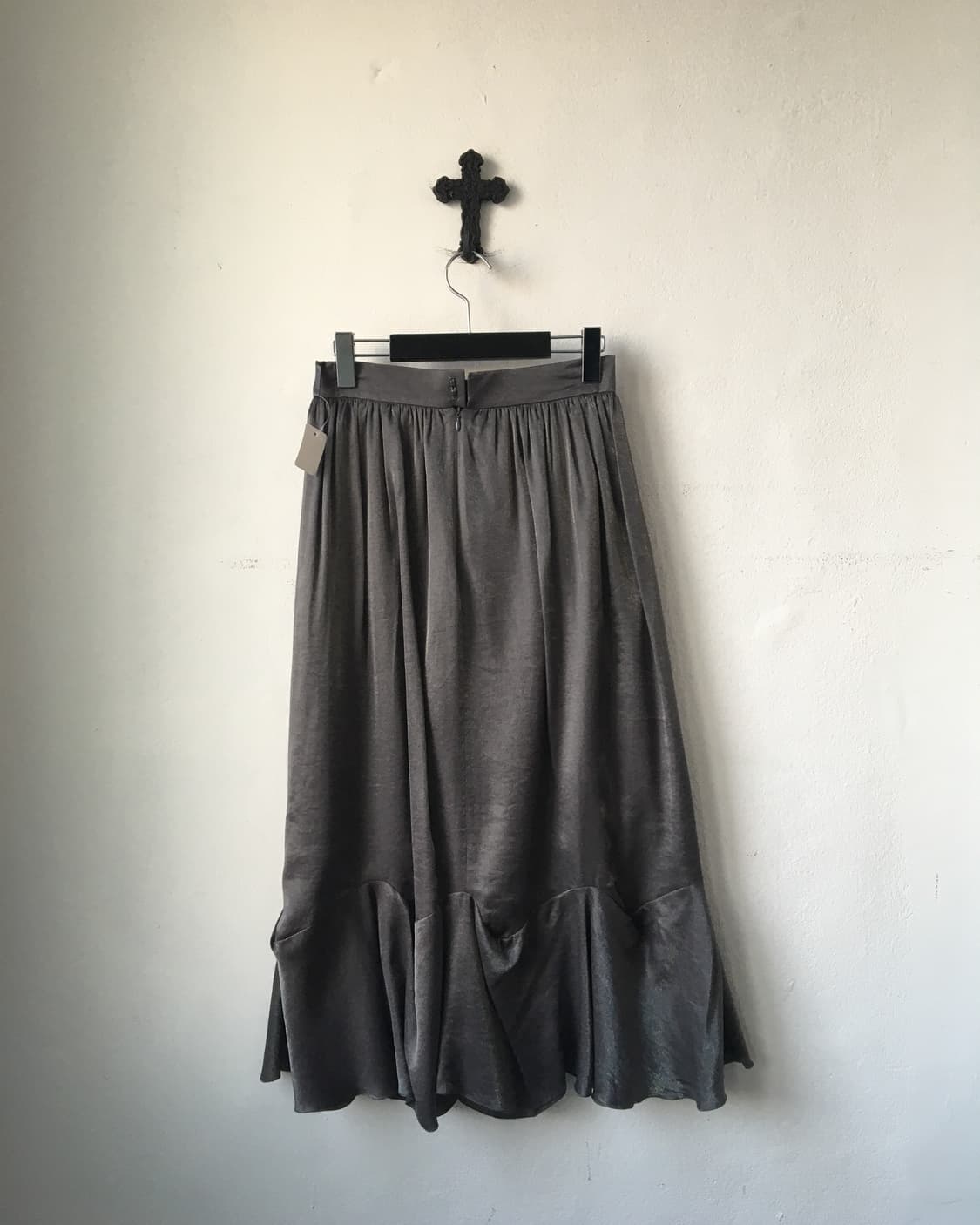 Pleats point glossy silver mood skirt 상품이미지2