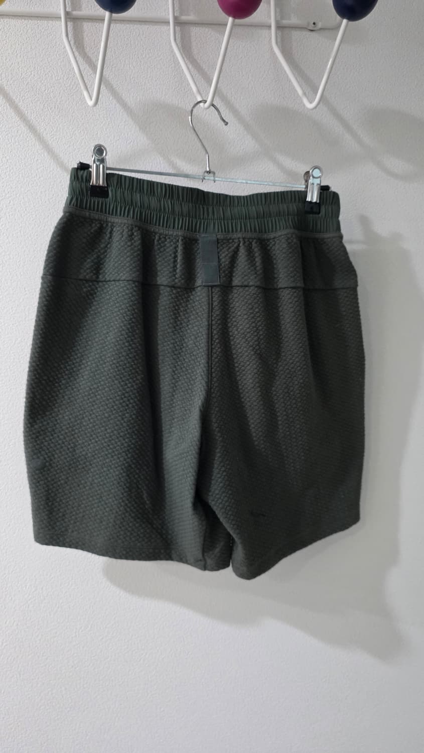 룰루레몬 여성 러닝 반바지 XS 올리브 상품이미지2