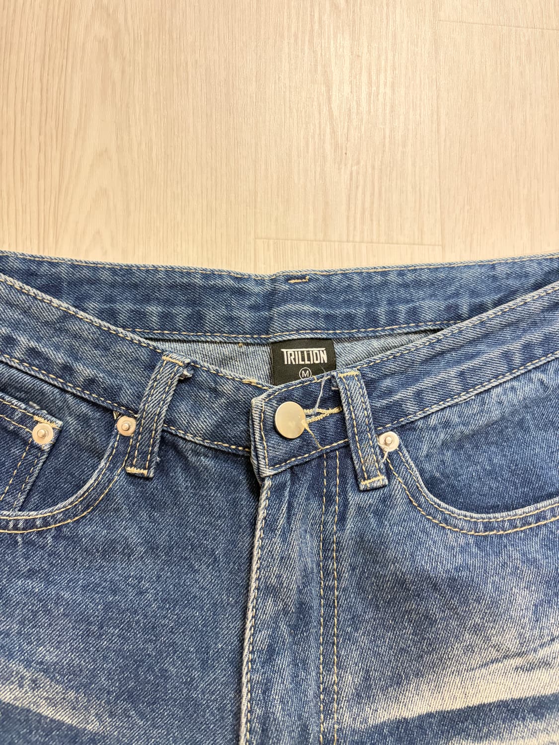 트릴리온 캣 브러쉬 워시드 버뮤다 데님 쇼츠 딥블루 M 상품이미지4