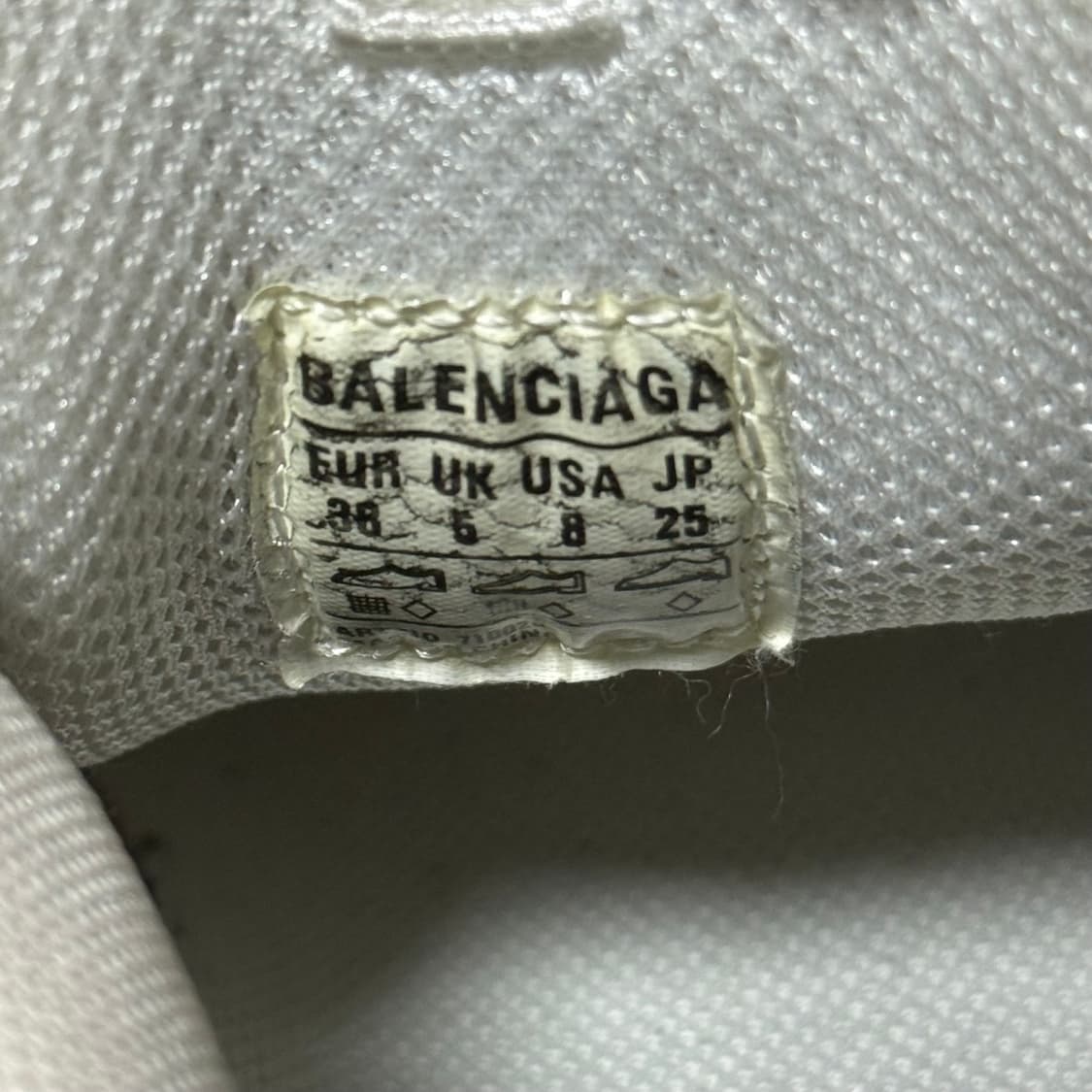 발렌시아가 x 아디다스 트리플S 250 상품이미지9