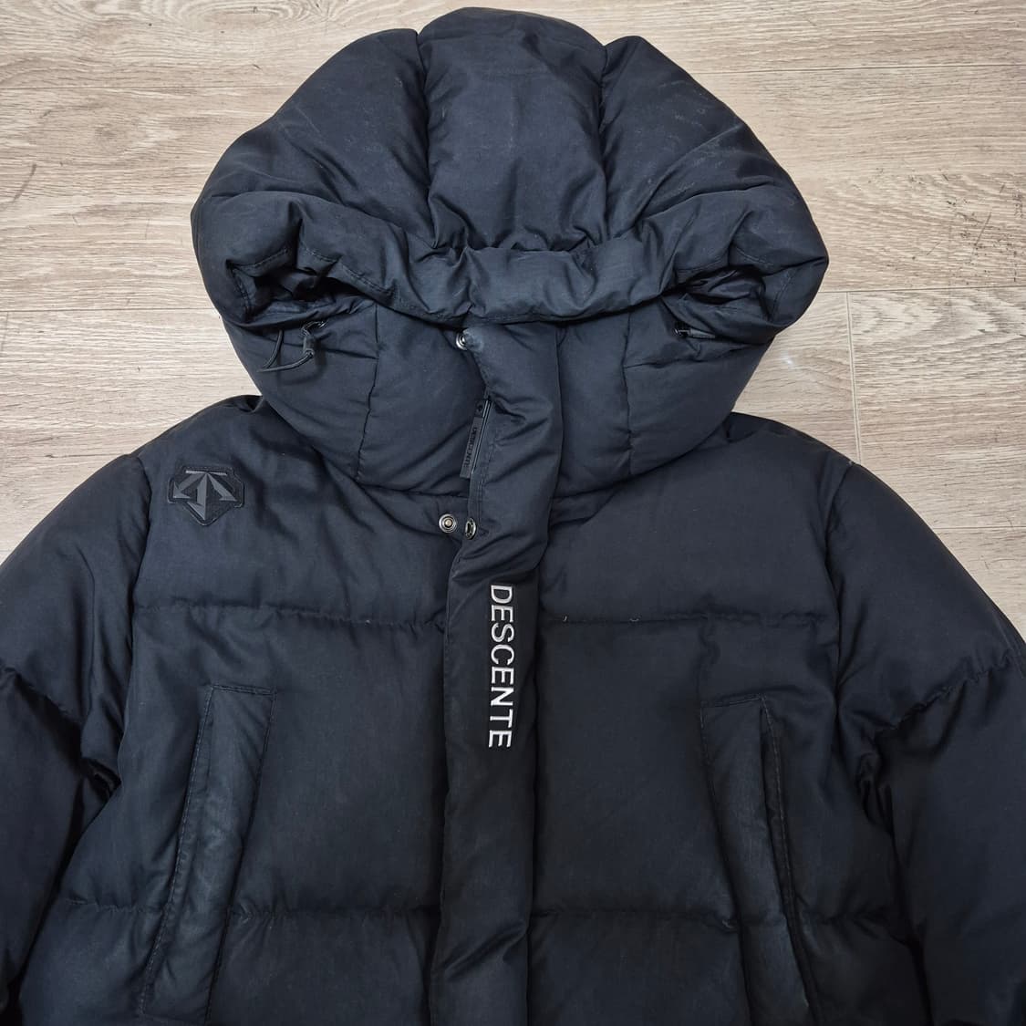 데상트 히트나비 구스다운 후드 롱패딩 XS(85) 상품이미지2
