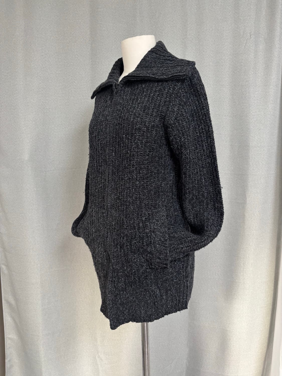 Dip Drops 투웨이 챠콜 니트 집업 상품이미지7