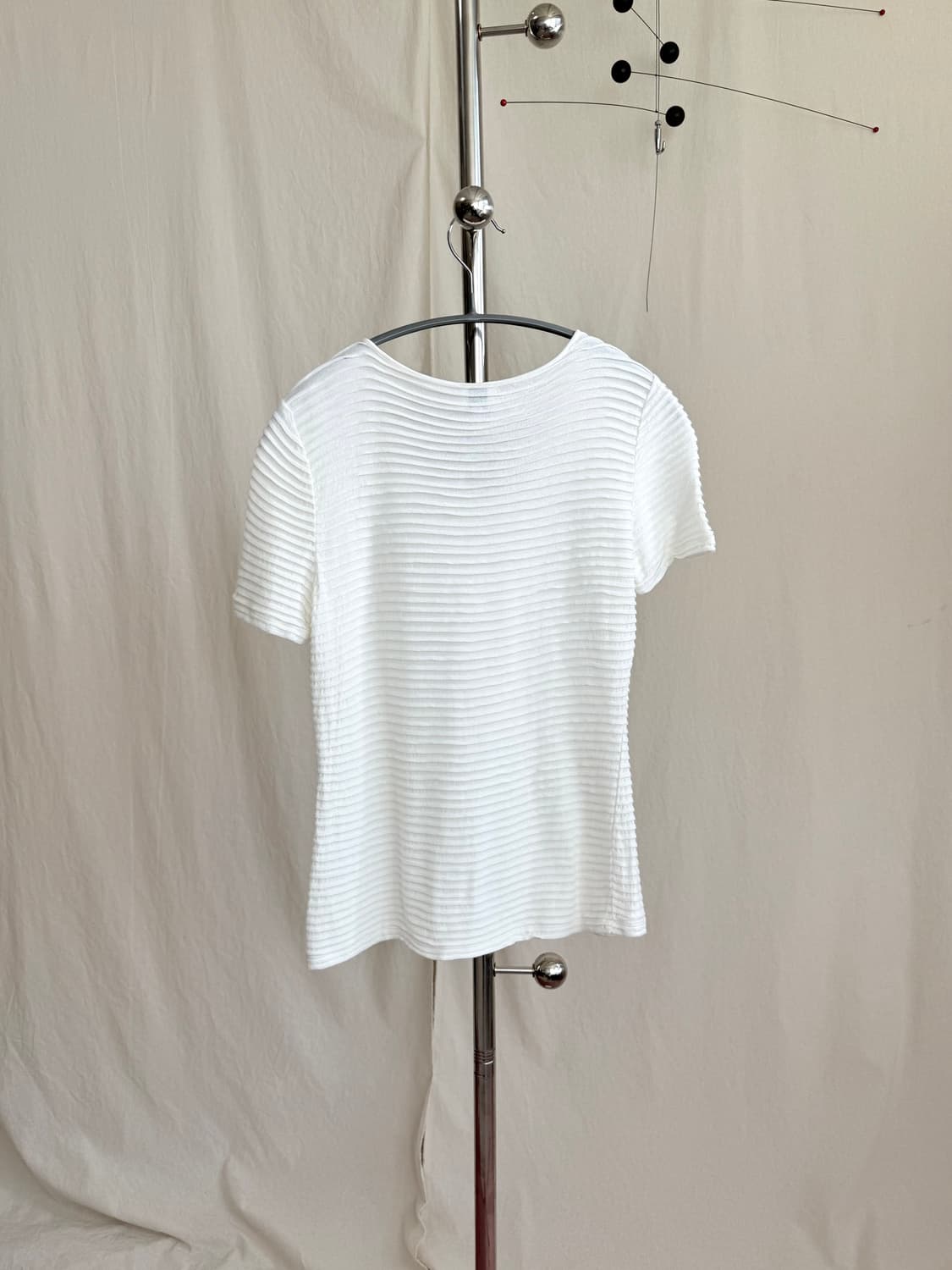 Armani Collezioni 화이트 플리츠 니트 탑 상품이미지5