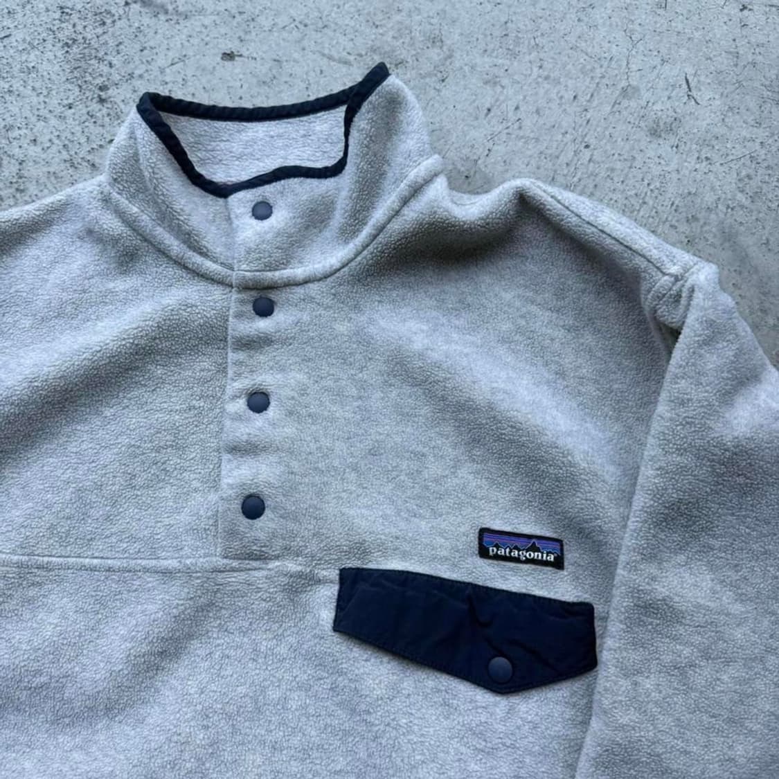 15FW 파타고니아 신칠라 스냅-T 그레이 네이비 플리스 상품이미지2