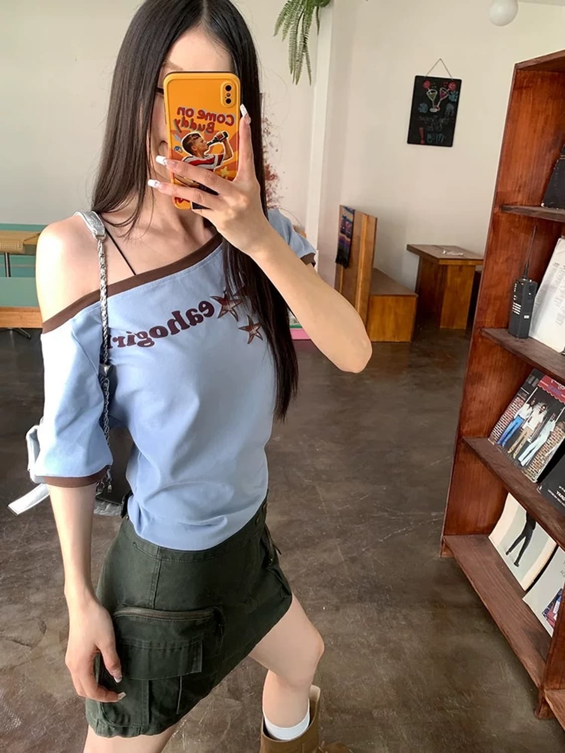 오프숄더 티셔츠 상품이미지1