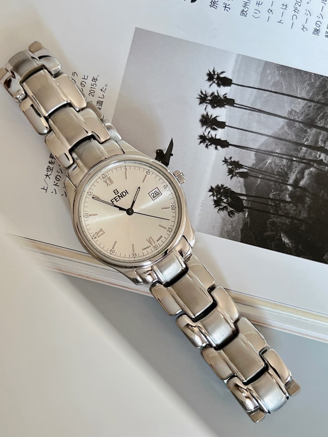 FENDI 실버 라운드 다이얼 펜디 남성 시계  상품이미지6