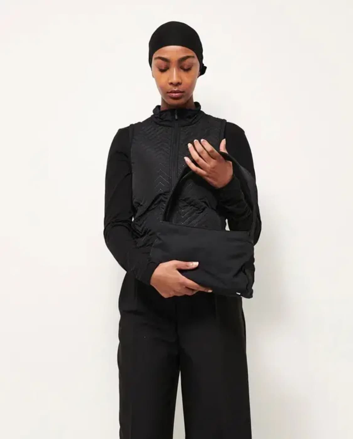 Hvisk 비스크 Scape Small Twill - Black 숄더백 상품이미지3