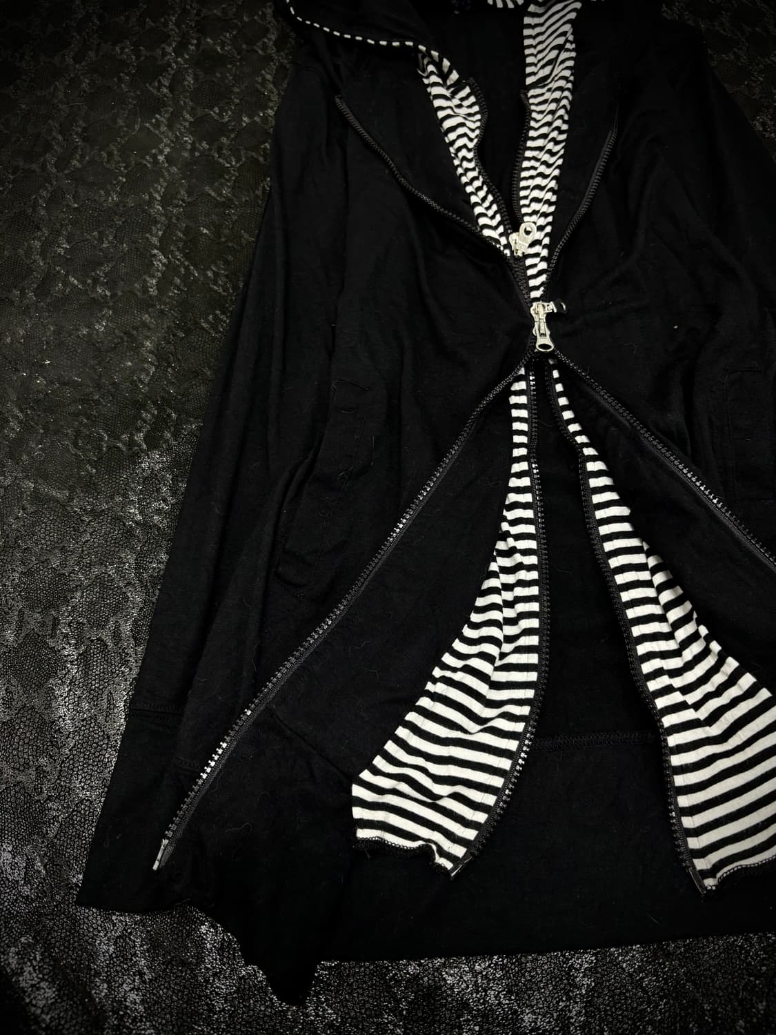 “Vintage” Stripe&Black Hoodie Layered Do 상품이미지2