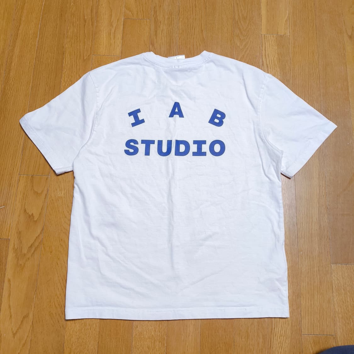 [L] IAB STUDIO 아이앱 스튜디오 티셔츠 상품이미지2