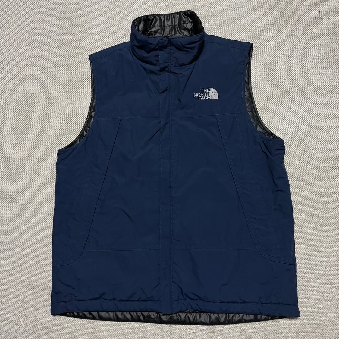 노스페이스 리버시블 경량 패딩조끼 상품이미지2