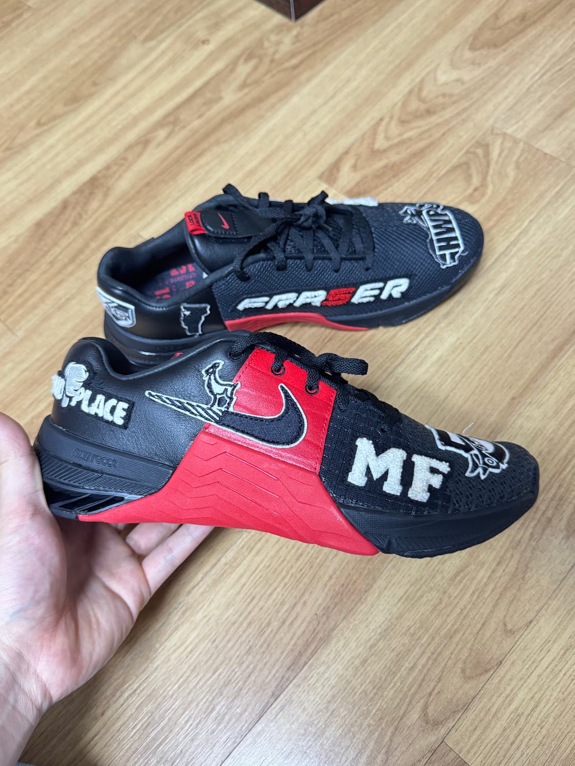 나이키 메트콘 8 MF 블랙 다크 스모크 그레이 US8 260 상품이미지3