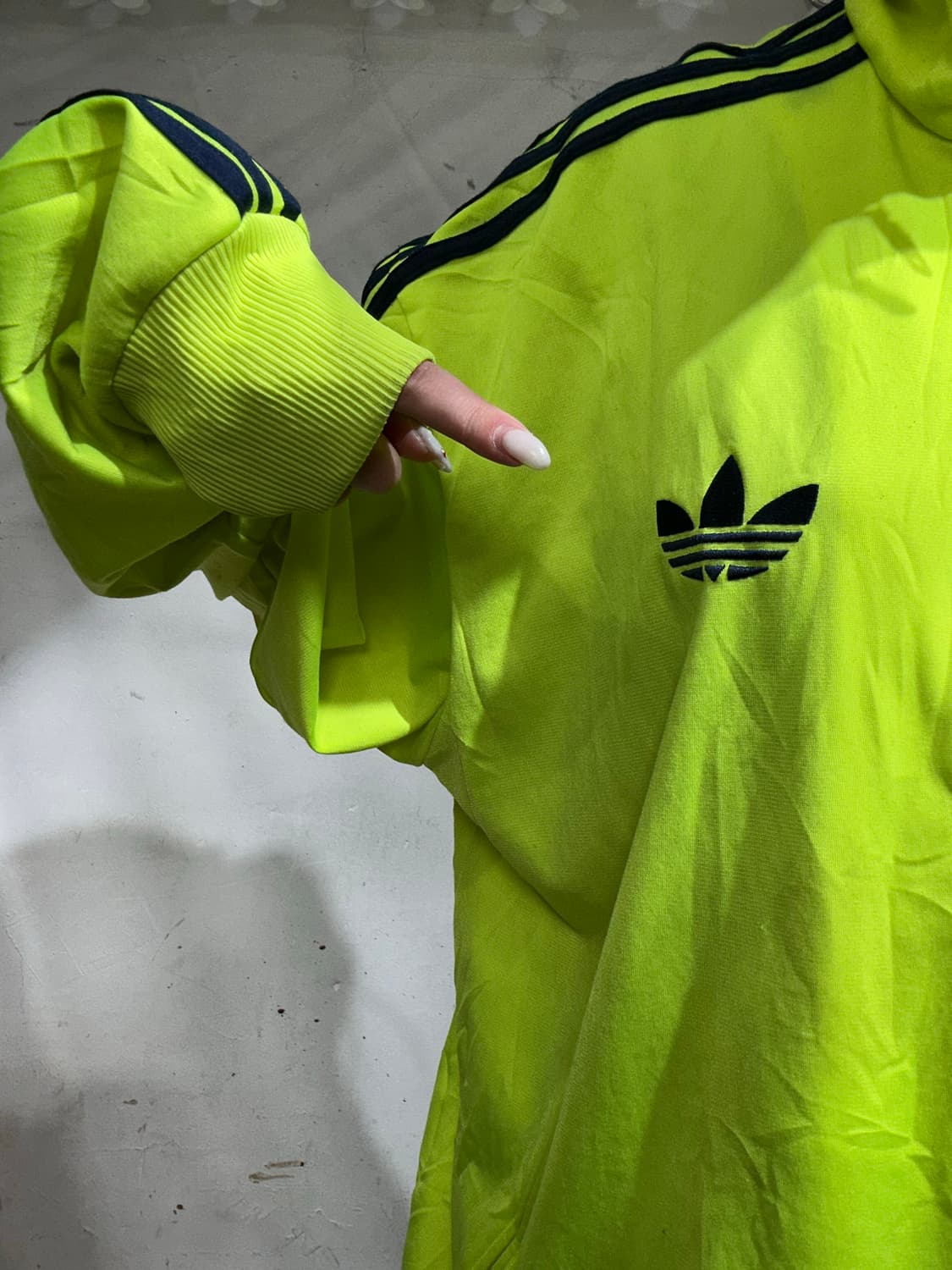 아디다스 일본판 라임 네온 블랙 삼선 오버핏 파이어버드 트랙탑 져지 L 상품이미지4
