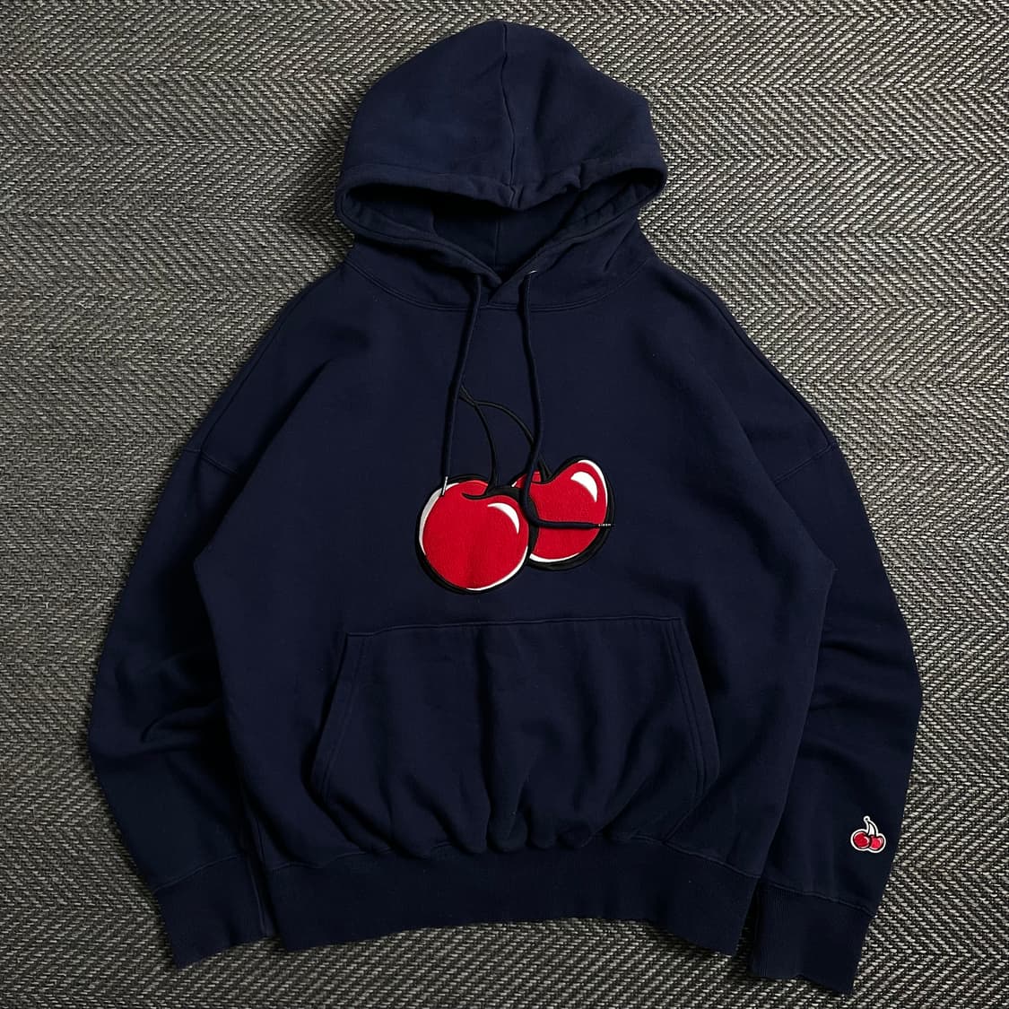 키르시 빅 체리 로고 후드 티셔츠 네이비 y 4426 상품이미지3
