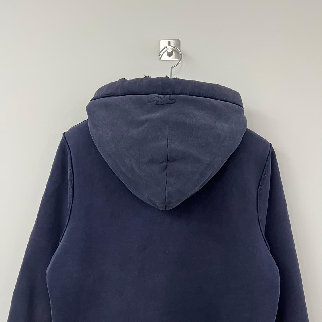 홀리스터 자수로고 체크 누빔안감 네이비 후드집업 상품이미지5