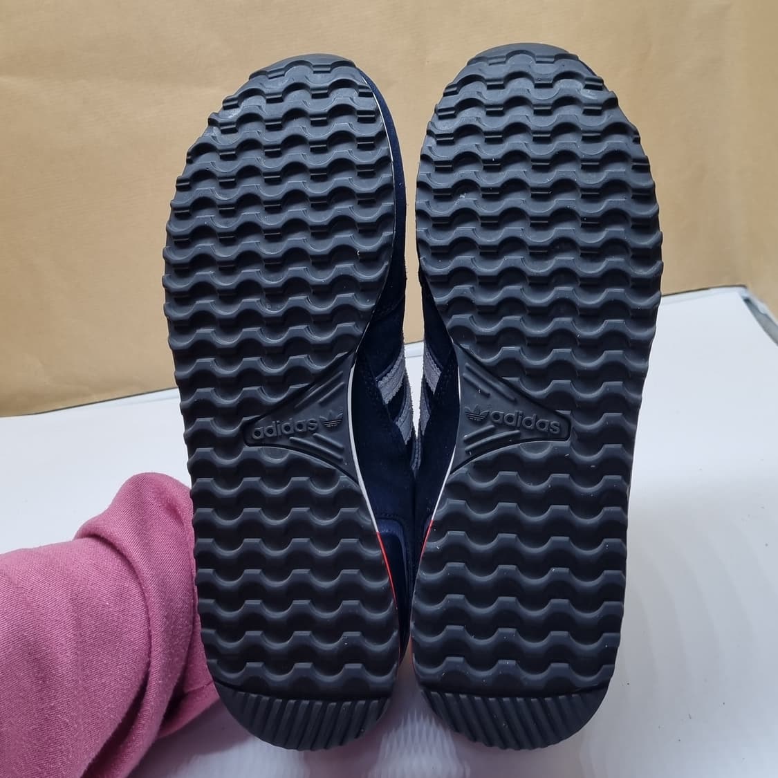 아디다스 ZX 750 남성운동화275 상품이미지3