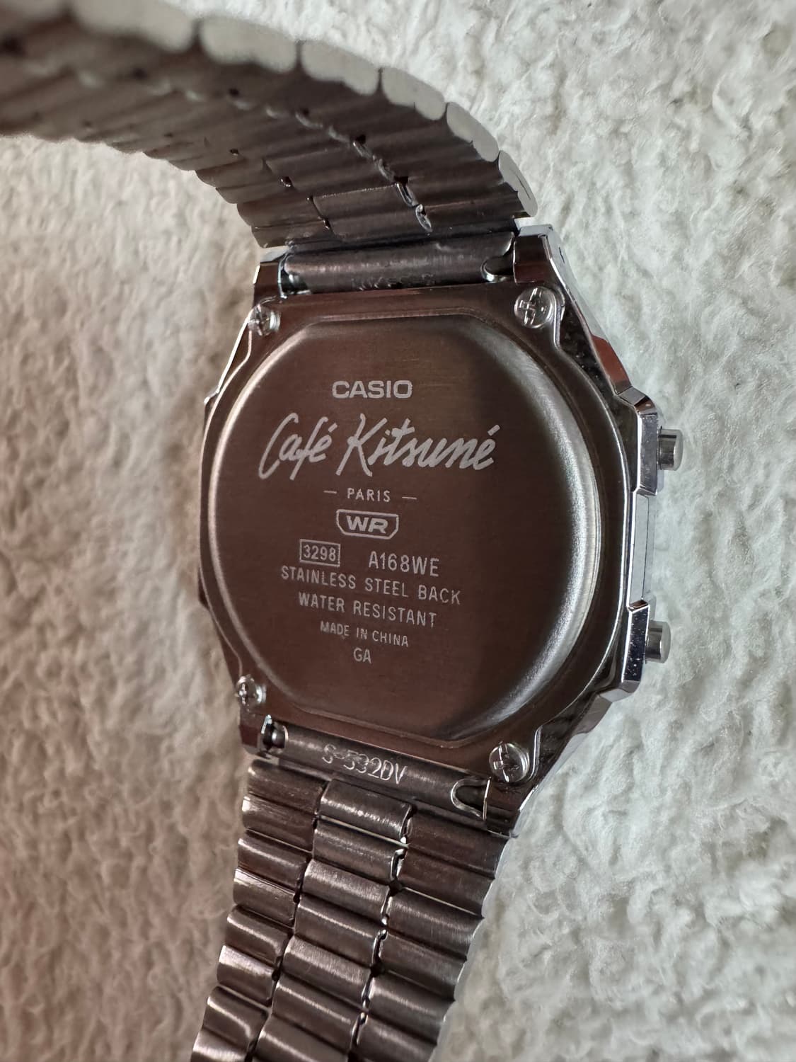 카시오 x 메종 키츠네 시계 A168WECK-7A 상품이미지3