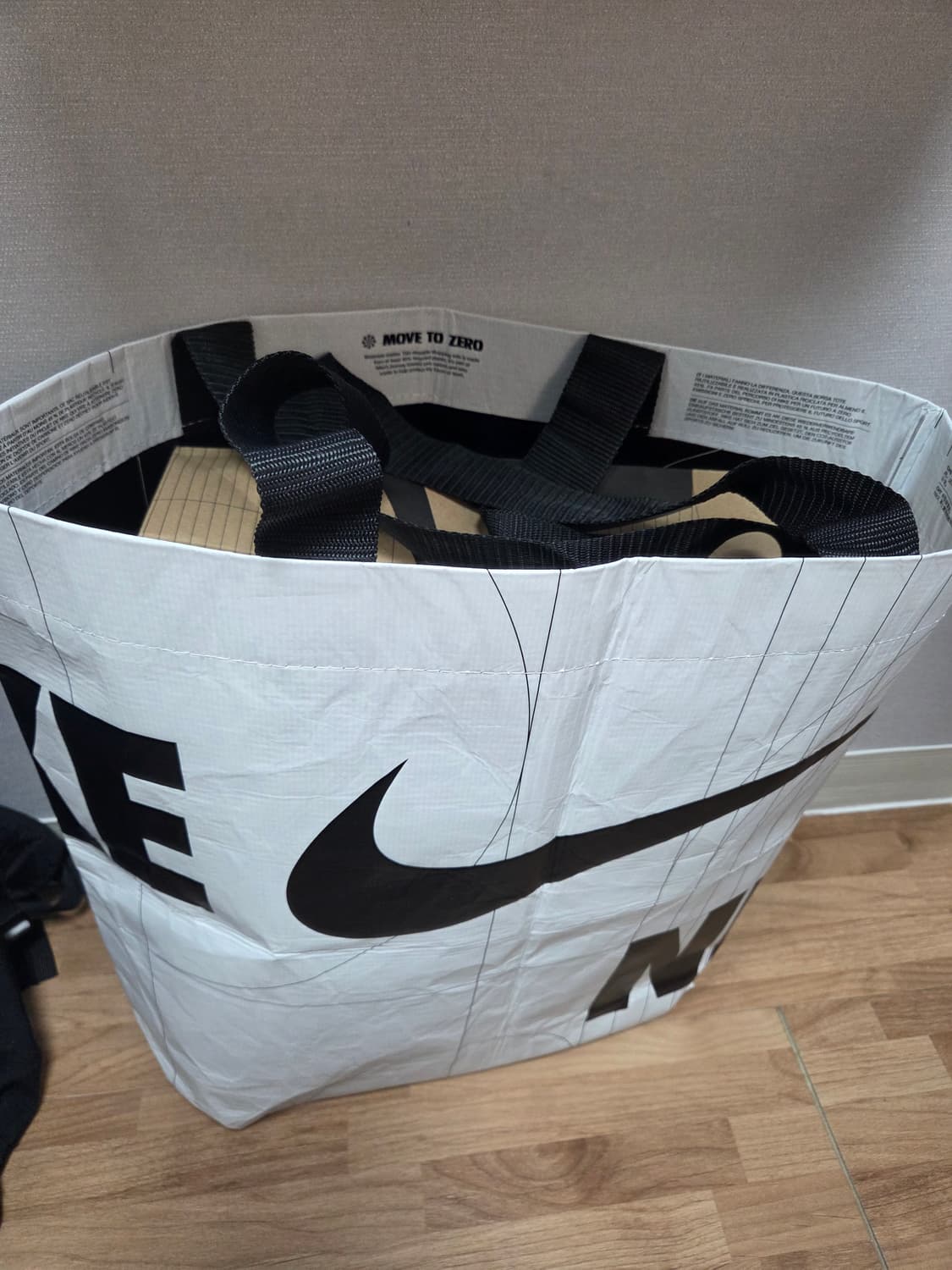 나이키 줌 보메로 플러스 275 상품이미지10