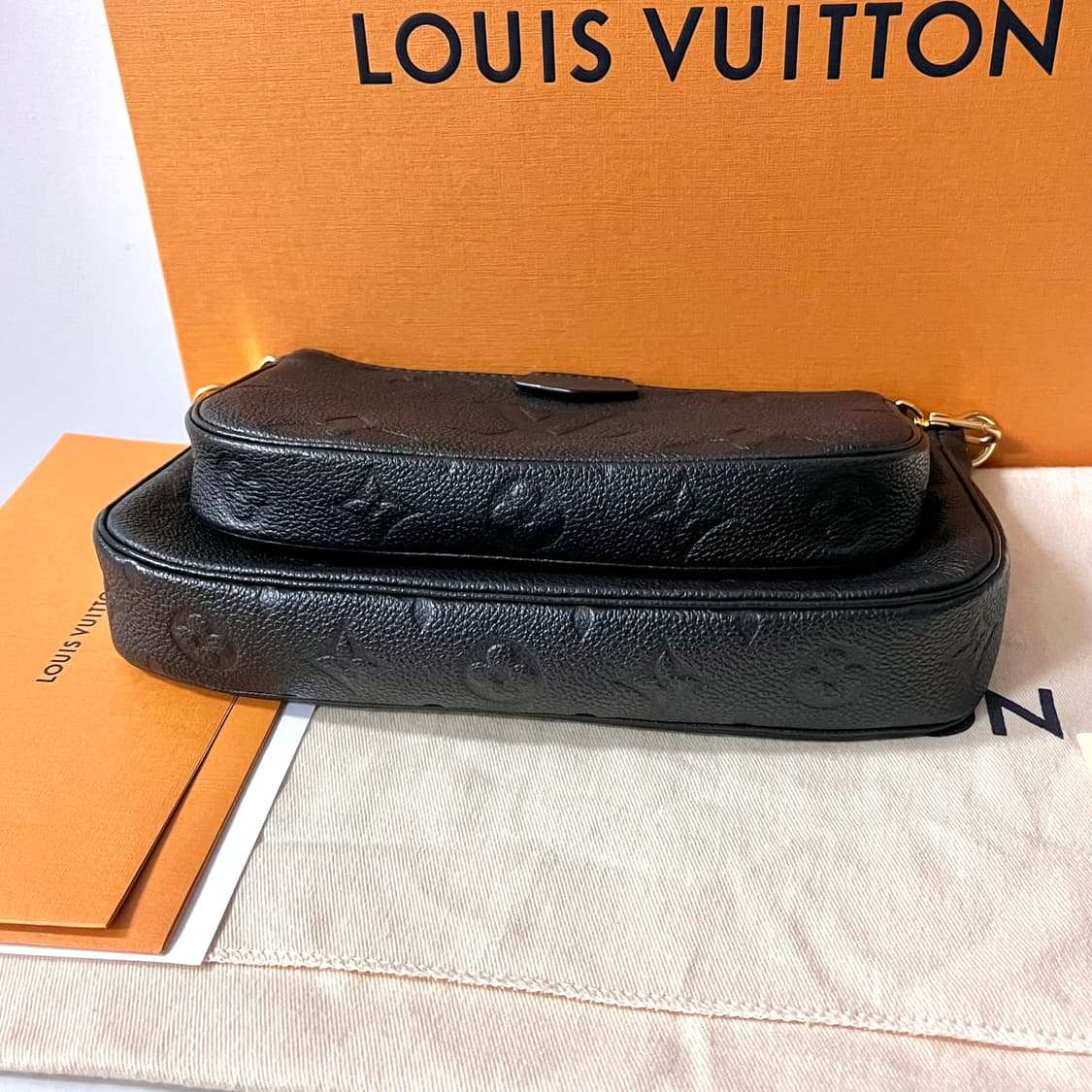 [S급/정품] 루이비통 멀티 포쉐트 악세수아 블랙 가방 상품이미지5