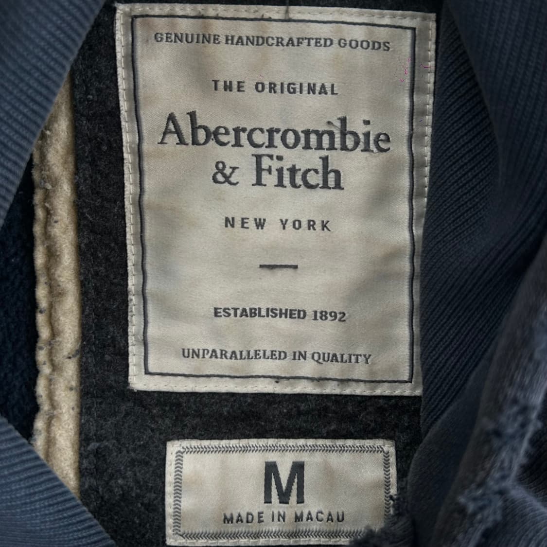 Abercrombie 아베크롬비 그런지 스펠아웃로고 차콜 후드티  상품이미지6