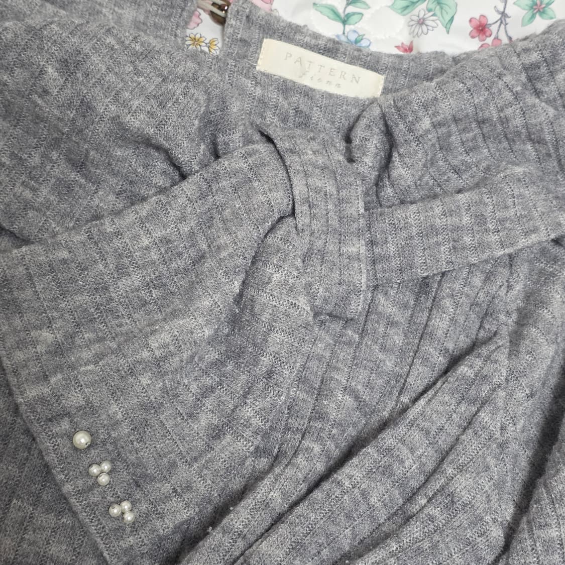 일본빈티지)그레이 빅리본 모리걸갸루 진주 골지니트 로맨틱오프숄더긴팔슬리브 상품이미지4