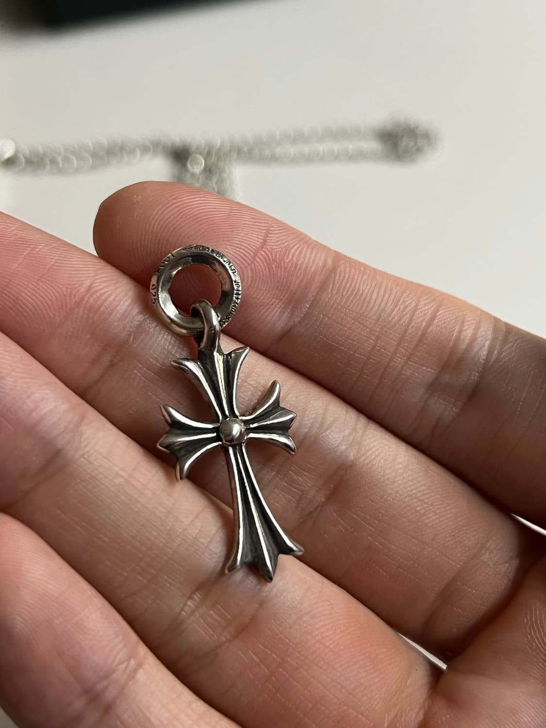 크롬하츠 타이니크로스 참 상품이미지3