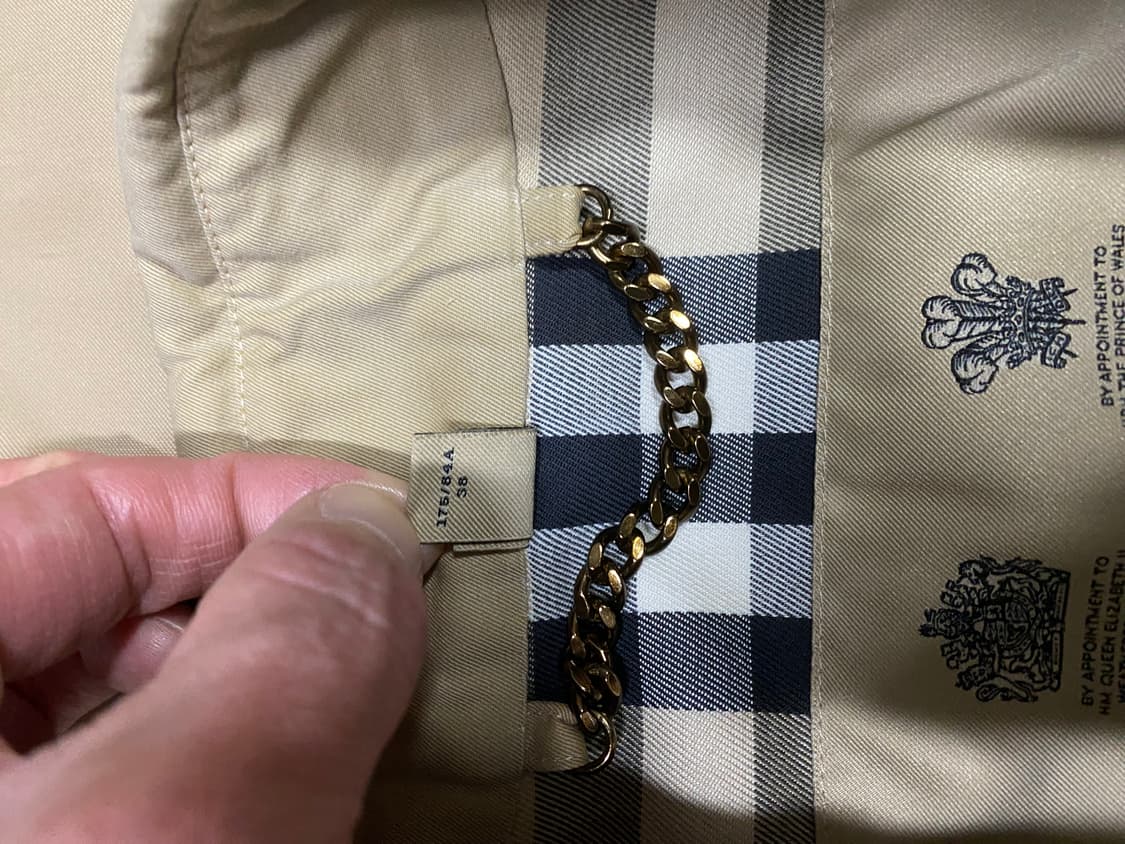 [옷장정리] 신형 롱랭스 버버리 캔싱턴 트렌치코트 급처해요 상품이미지10