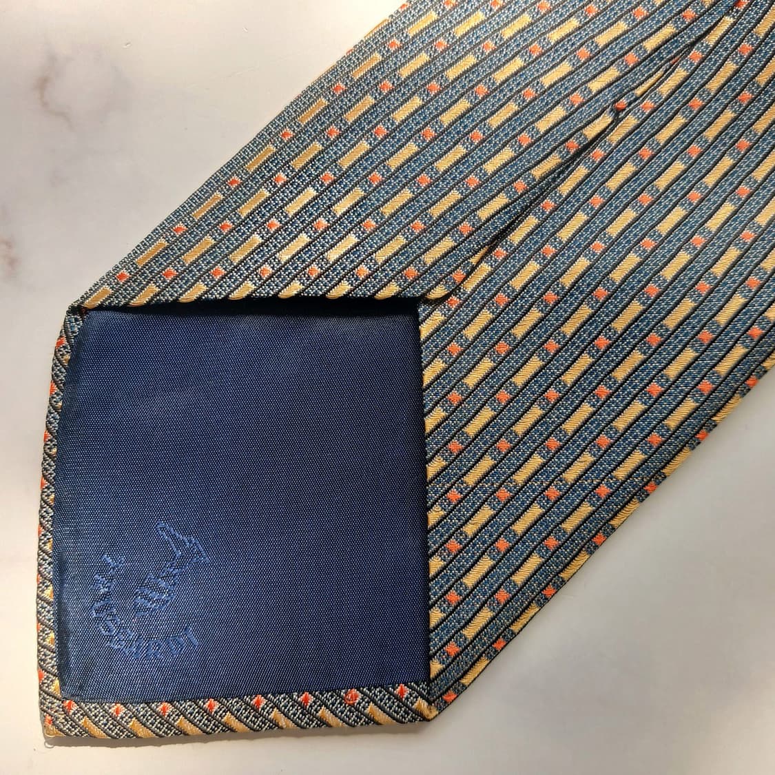 트루사르디 실크 네이비 패턴 넥타이 9.5cm A+등급 G13
 상품이미지7