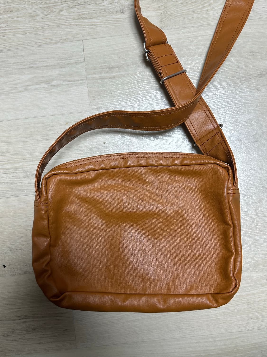 PORTER 요시다 포터 프리스타일 숄더백 L 카멜 베이지 상품이미지4